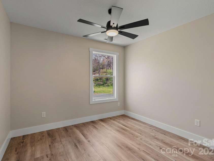 208 Sycamore Farm Road, Leicester, NC 28748.  MLS# CAR4237667, YatesRealty ID 12064. Bedroom 3