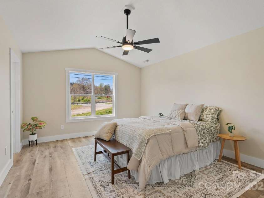 208 Sycamore Farm Road, Leicester, NC 28748.  MLS# CAR4237667, YatesRealty ID 12064. Primary Bedroom