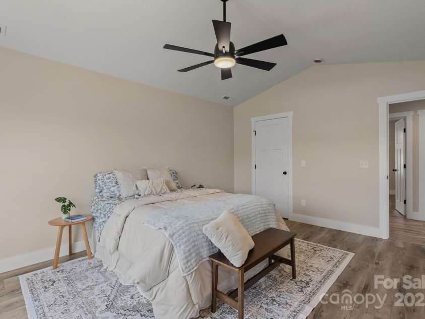 208 Sycamore Farm Road, Leicester, NC 28748.  MLS# CAR4237667, YatesRealty ID 12064. Primary bedroom