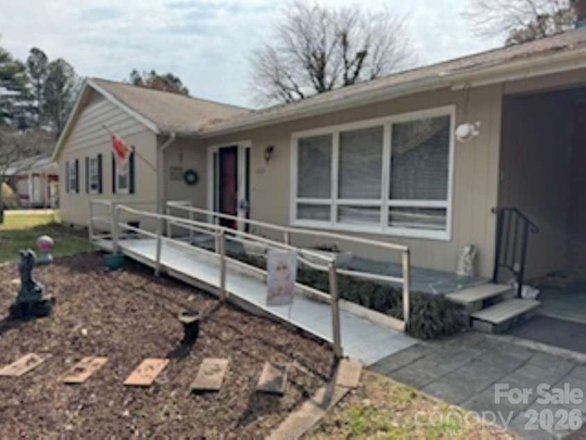 3622 Union Road, Gastonia, NC 28056.  MLS# CAR4346544, YatesRealty ID 12067. Front