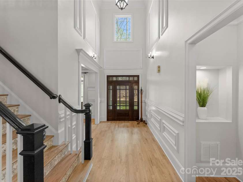 109 Hawksnest Lane, Mooresville, NC 28117.  MLS# CAR4230987, YatesRealty ID 12068. 