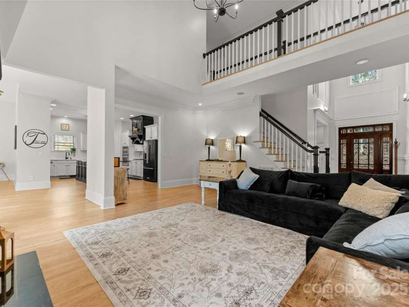 109 Hawksnest Lane, Mooresville, NC 28117.  MLS# CAR4230987, YatesRealty ID 12068. 