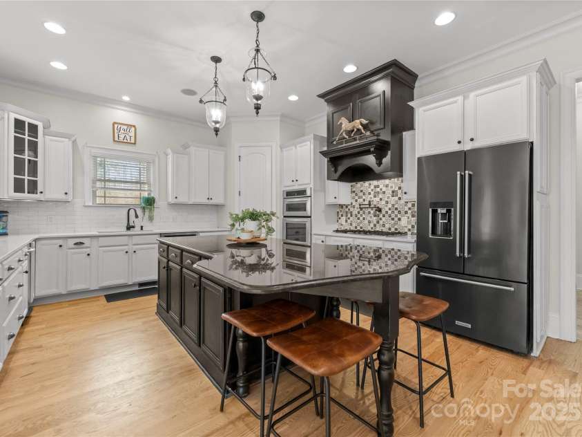 109 Hawksnest Lane, Mooresville, NC 28117.  MLS# CAR4230987, YatesRealty ID 12068. 