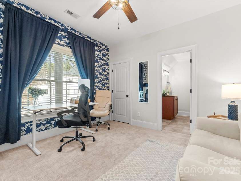 109 Hawksnest Lane, Mooresville, NC 28117.  MLS# CAR4230987, YatesRealty ID 12068. 
