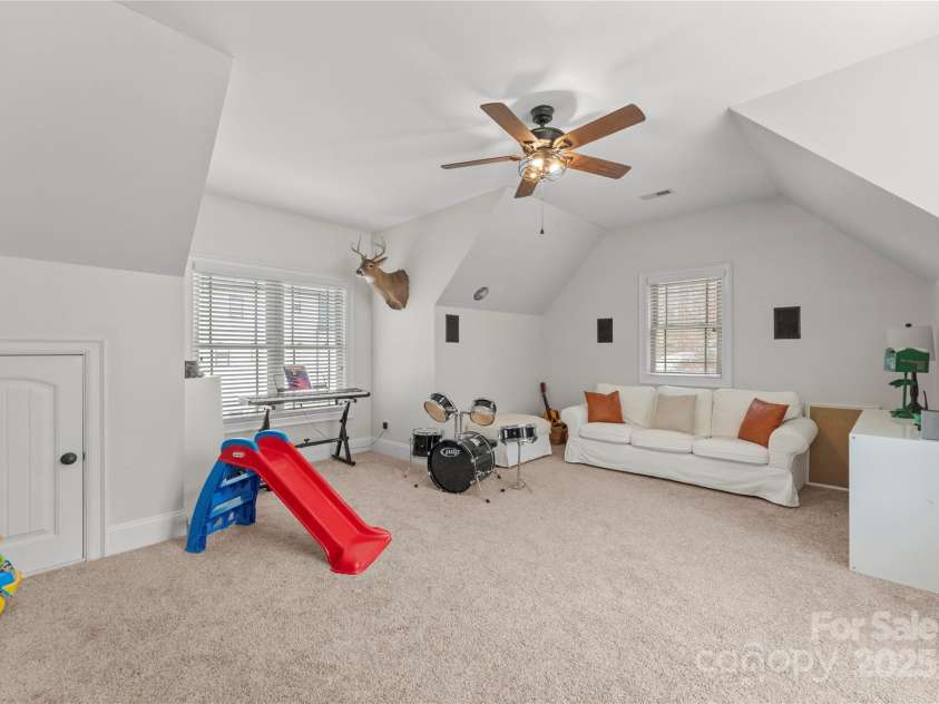 109 Hawksnest Lane, Mooresville, NC 28117.  MLS# CAR4230987, YatesRealty ID 12068. 