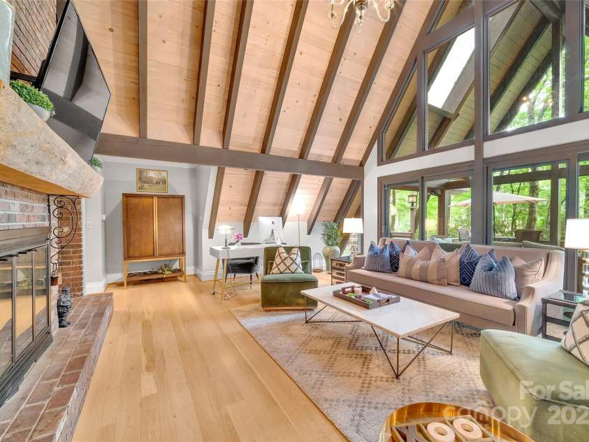 562 West Club Boulevard, Lake Toxaway, NC 28747.  MLS# CAR4199636, YatesRealty ID 1207. 