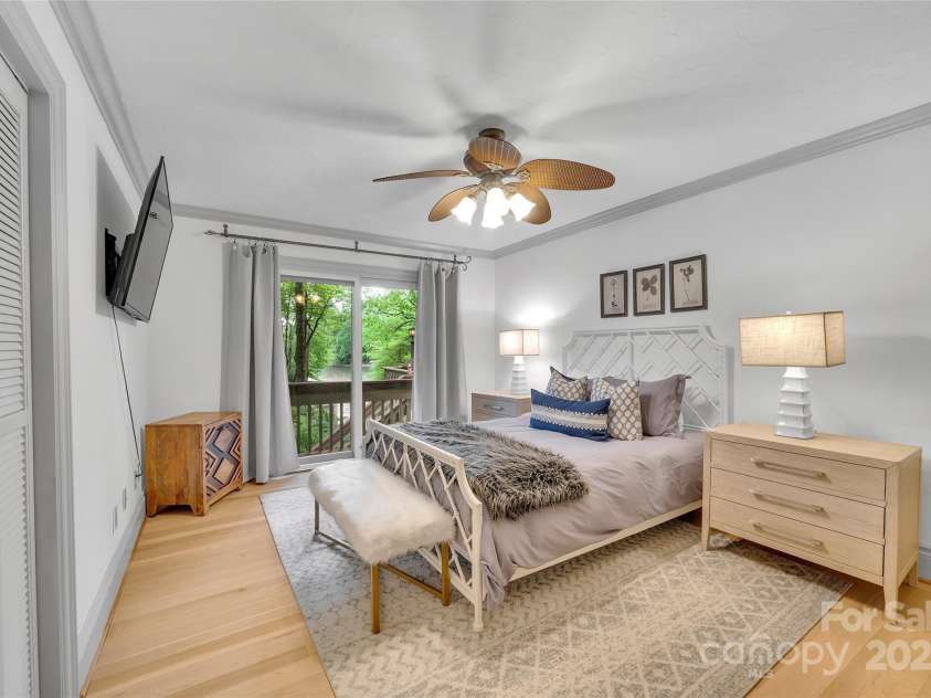 562 West Club Boulevard, Lake Toxaway, NC 28747.  MLS# CAR4199636, YatesRealty ID 1207. 