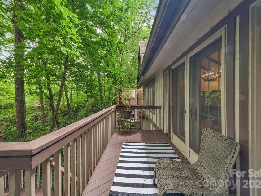 562 West Club Boulevard, Lake Toxaway, NC 28747.  MLS# CAR4199636, YatesRealty ID 1207. 