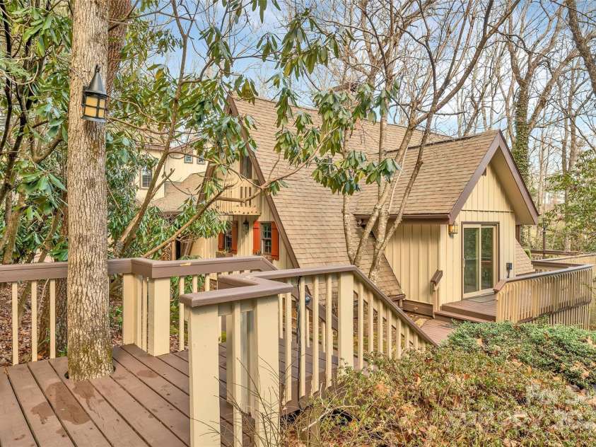 562 West Club Boulevard, Lake Toxaway, NC 28747.  MLS# CAR4199636, YatesRealty ID 1207. 