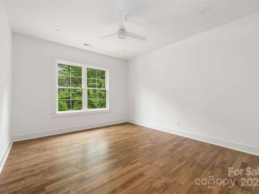 1816 Parson Street, Charlotte, NC 28205.  MLS# CAR4252975, YatesRealty ID 12070. 