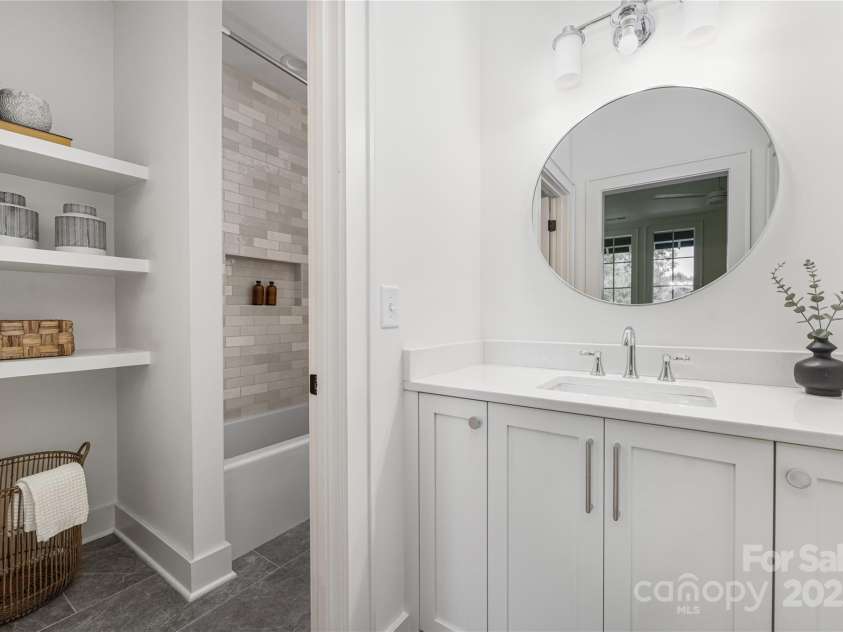 1816 Parson Street, Charlotte, NC 28205.  MLS# CAR4252975, YatesRealty ID 12070. 