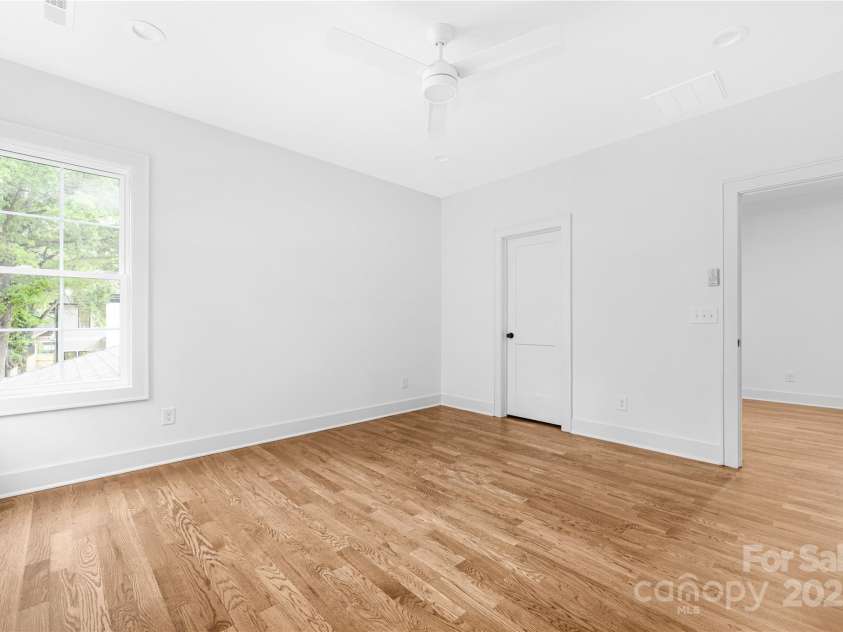 1816 Parson Street, Charlotte, NC 28205.  MLS# CAR4252975, YatesRealty ID 12070. 