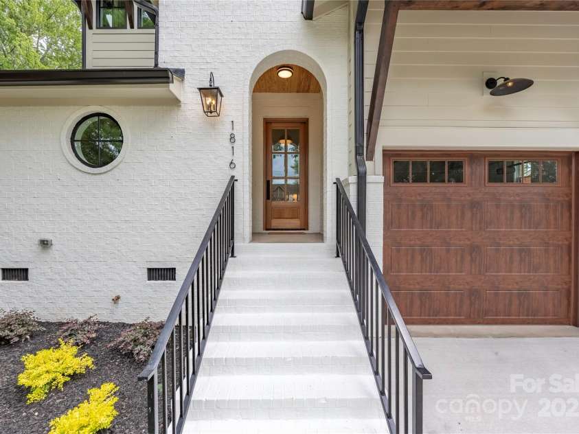 1816 Parson Street, Charlotte, NC 28205.  MLS# CAR4252975, YatesRealty ID 12070. 