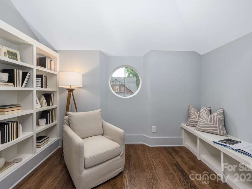 1816 Parson Street, Charlotte, NC 28205.  MLS# CAR4252975, YatesRealty ID 12070. Library