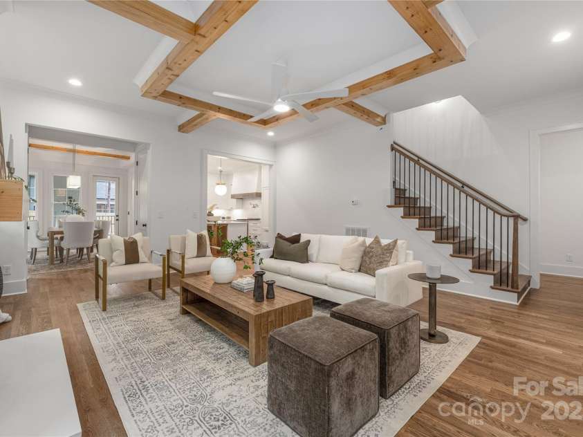 1816 Parson Street, Charlotte, NC 28205.  MLS# CAR4252975, YatesRealty ID 12070. Living room