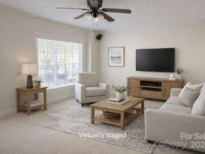 686 Elizabeth Street, Concord, NC 28025.  MLS# CAR4330941, YatesRealty ID 12070. 