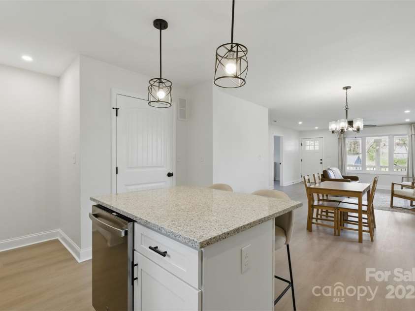 530 Trenton Street, Gastonia, NC 28052.  MLS# CAR4240443, YatesRealty ID 12071. 