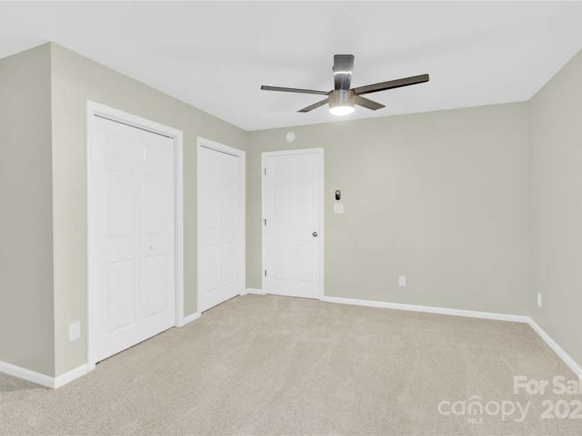 2041 Jefferson Avenue, Gastonia, NC 28056.  MLS# CAR4223618, YatesRealty ID 12072. 