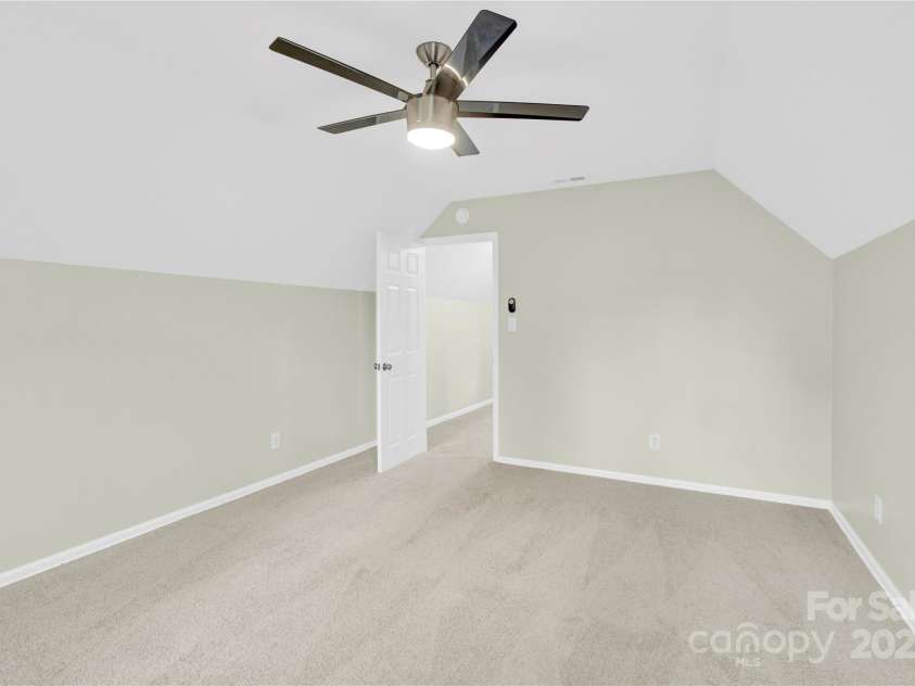 2041 Jefferson Avenue, Gastonia, NC 28056.  MLS# CAR4223618, YatesRealty ID 12072. 