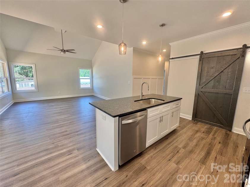 417 Westview Street, Gastonia, NC 28052.  MLS# CAR4367886, YatesRealty ID 12072. 