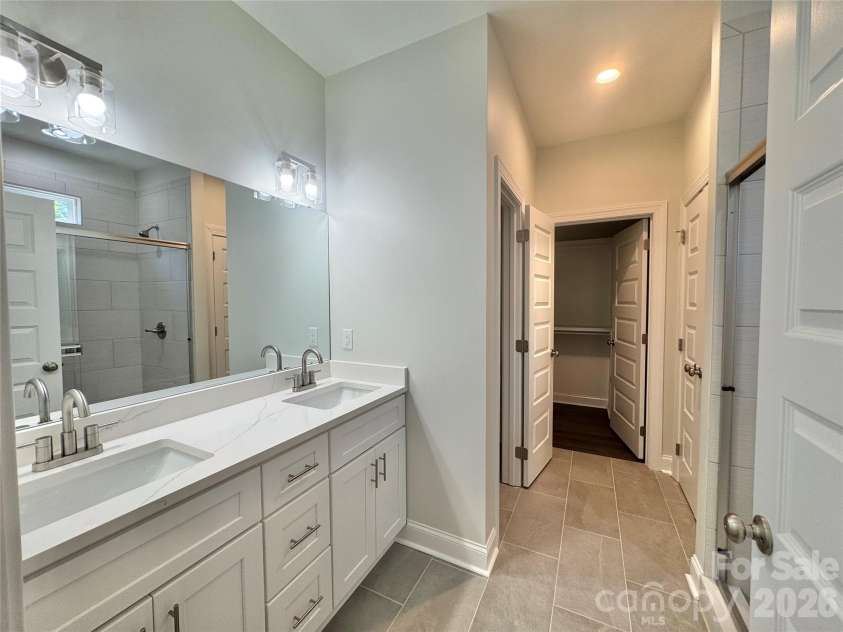 417 Westview Street, Gastonia, NC 28052.  MLS# CAR4367886, YatesRealty ID 12072. Dual Vanity in Primary Bath