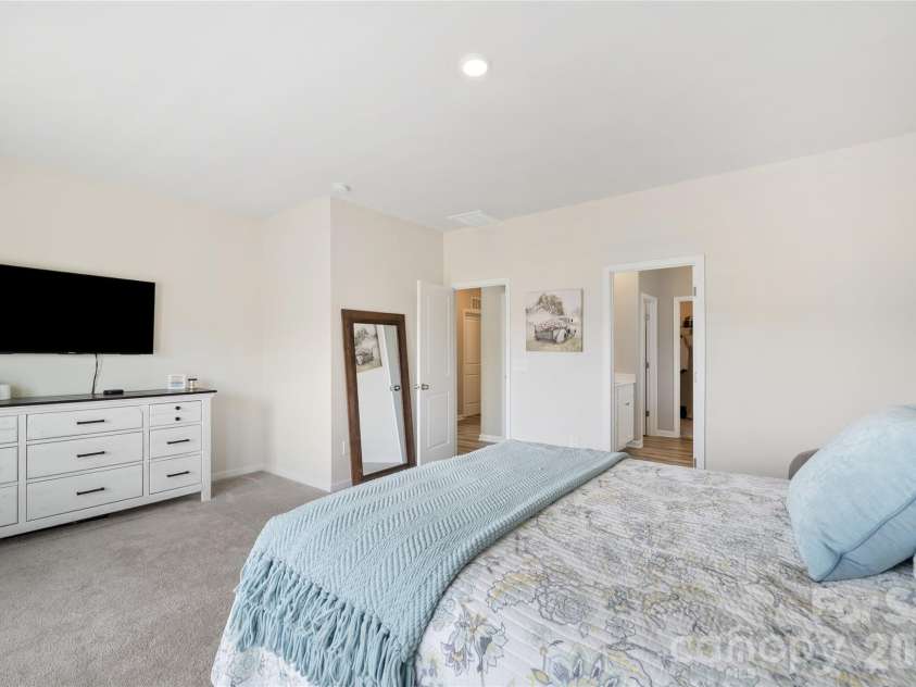 2726 Monument Point Circle, Fort Mill, SC 29715.  MLS# CAR4367204, YatesRealty ID 12073. 