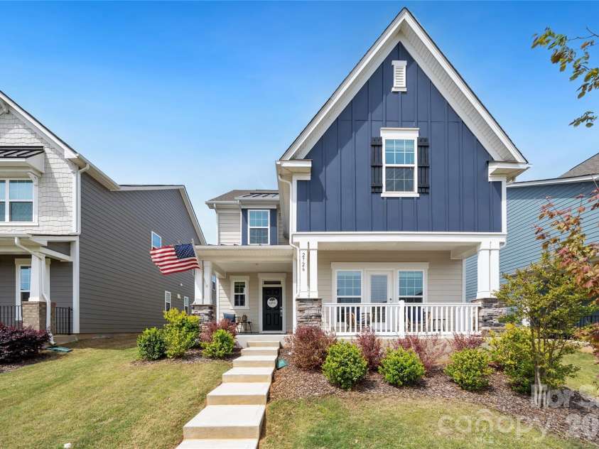 2726 Monument Point Circle, Fort Mill, SC 29715.  MLS# CAR4367204, YatesRealty ID 12073. 