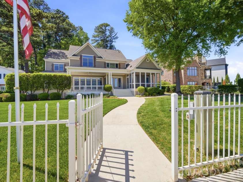 21217 Island Forest Drive, Cornelius, NC 28031.  MLS# CAR4365987, YatesRealty ID 12074. Rear View