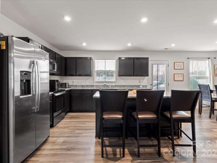 668 Pointe Andrews Drive, Concord, NC 28025.  MLS# CAR4225939, YatesRealty ID 12074. Kitchen