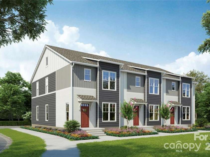 1009 Ribbon Lane, Charlotte, NC 28205.  MLS# CAR4162634, YatesRealty ID 12075. 