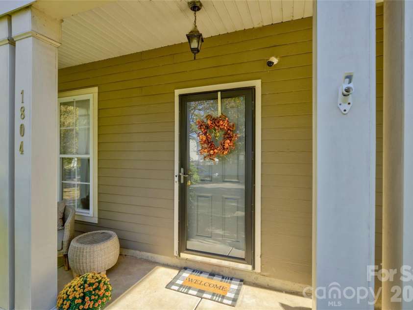 1804 Ethel Guest Lane, Charlotte, NC 28206.  MLS# CAR4361696, YatesRealty ID 12075. 