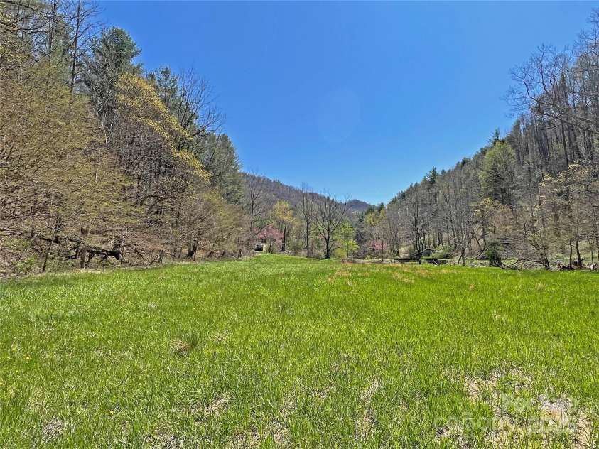 15211 NC 209 Highway, Hot Springs, NC 28743.  MLS# CAR4251068, YatesRealty ID 12076. 