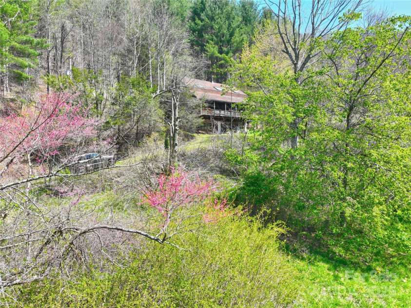 15211 NC 209 Highway, Hot Springs, NC 28743.  MLS# CAR4251068, YatesRealty ID 12076. 