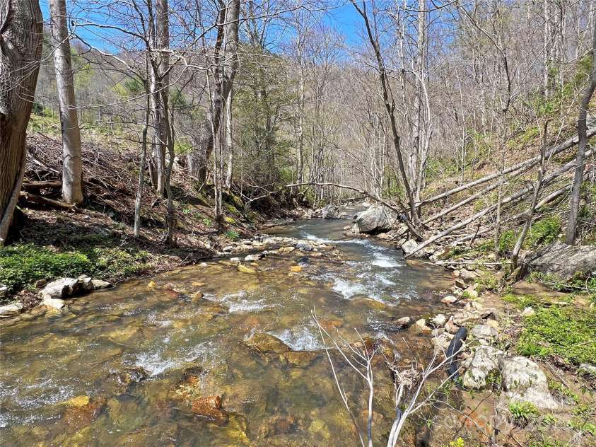 15211 NC 209 Highway, Hot Springs, NC 28743.  MLS# CAR4251068, YatesRealty ID 12076. 