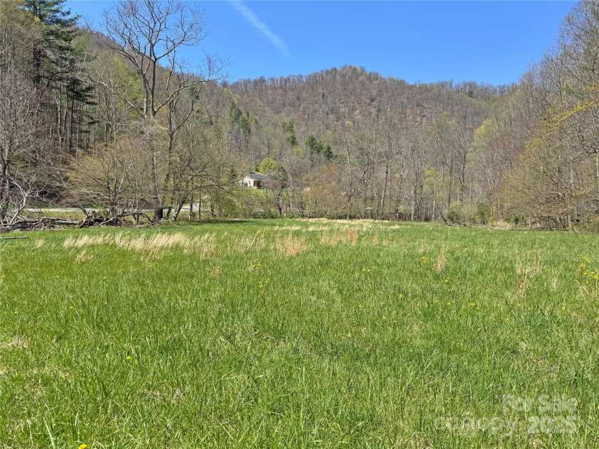 15211 NC 209 Highway, Hot Springs, NC 28743.  MLS# CAR4251068, YatesRealty ID 12076. 