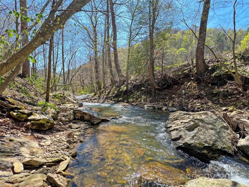 15211 NC 209 Highway, Hot Springs, NC 28743.  MLS# CAR4251068, YatesRealty ID 12076. 