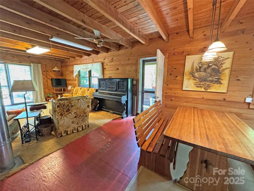 15211 NC 209 Highway, Hot Springs, NC 28743.  MLS# CAR4251068, YatesRealty ID 12076. 