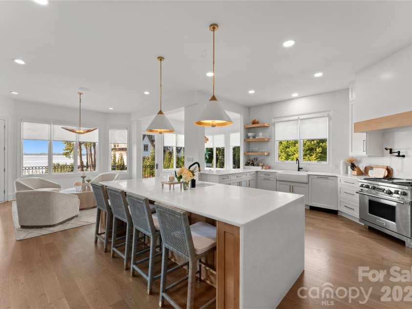 16439 Jetton Road, Cornelius, NC 28031.  MLS# CAR4356960, YatesRealty ID 12076. 