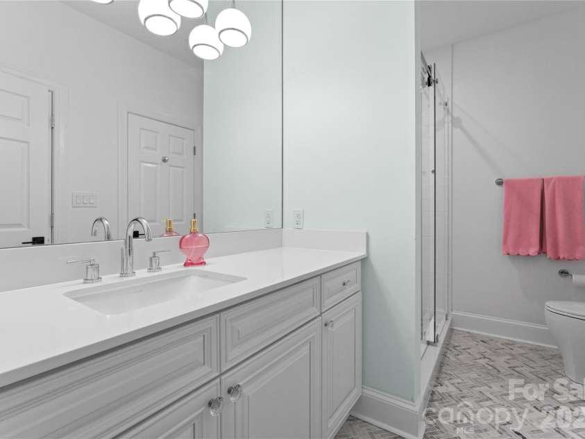 16439 Jetton Road, Cornelius, NC 28031.  MLS# CAR4356960, YatesRealty ID 12076. 