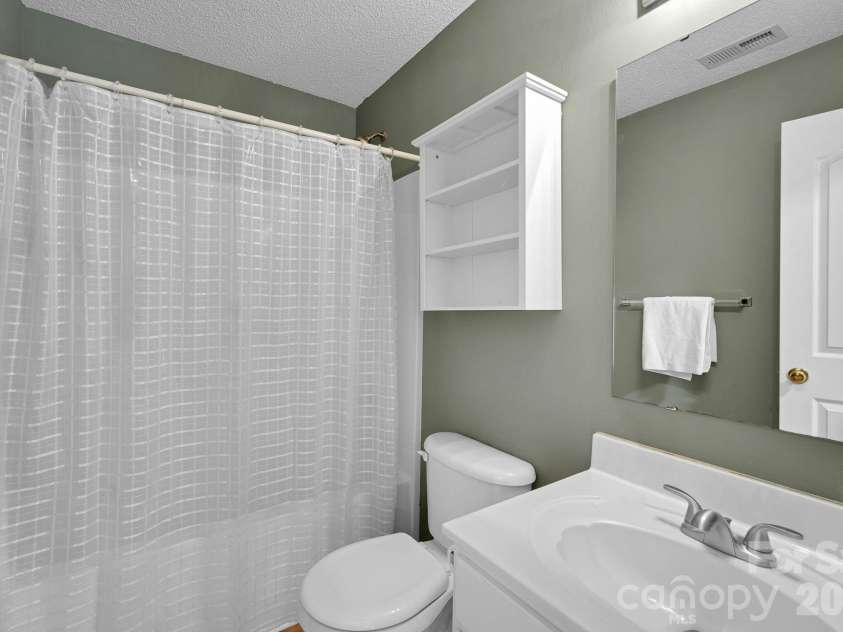 14443 Catherine Miller Drive, Charlotte, NC 28273.  MLS# CAR4368516, YatesRealty ID 12077. 