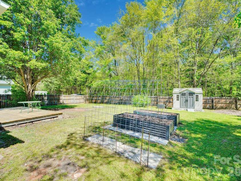 14443 Catherine Miller Drive, Charlotte, NC 28273.  MLS# CAR4368516, YatesRealty ID 12077. 