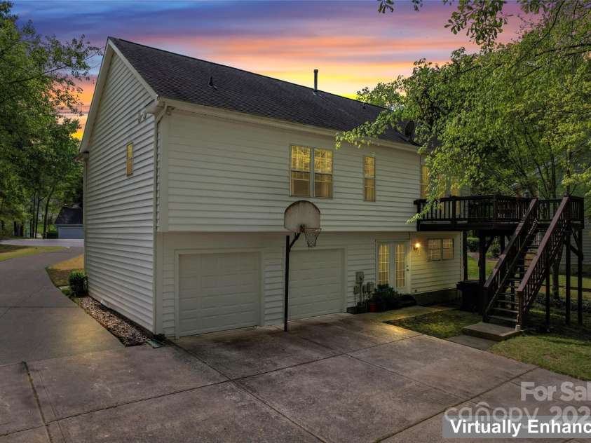 12822 Diamond Drive, Pineville, NC 28134.  MLS# CAR4243622, YatesRealty ID 12078. 