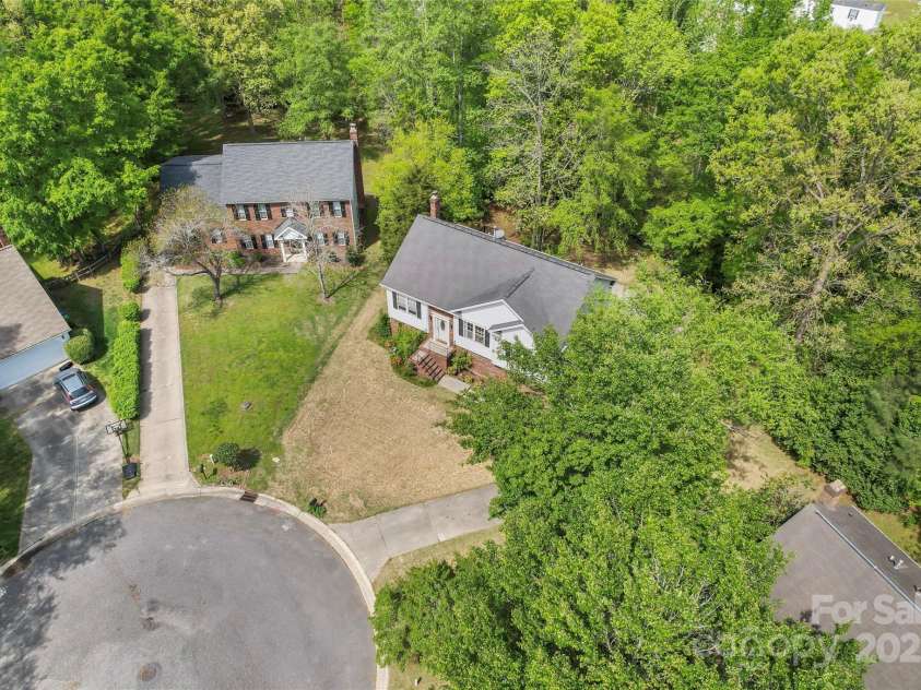 12822 Diamond Drive, Pineville, NC 28134.  MLS# CAR4243622, YatesRealty ID 12078. 