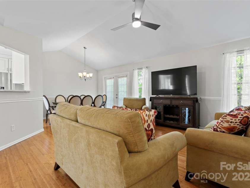 12822 Diamond Drive, Pineville, NC 28134.  MLS# CAR4243622, YatesRealty ID 12078. 