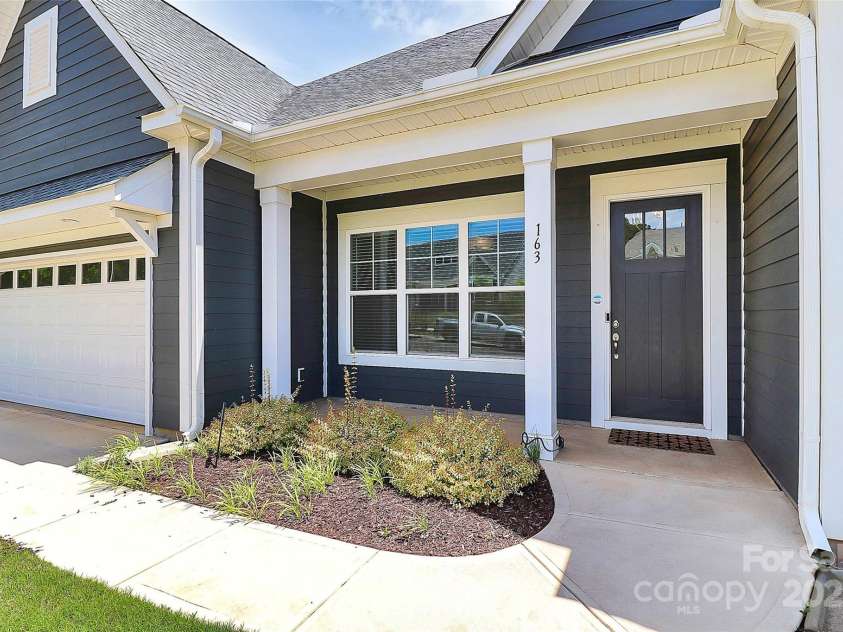 163 Crenshaw Place, Concord, NC 28027.  MLS# CAR4259511, YatesRealty ID 12078. 