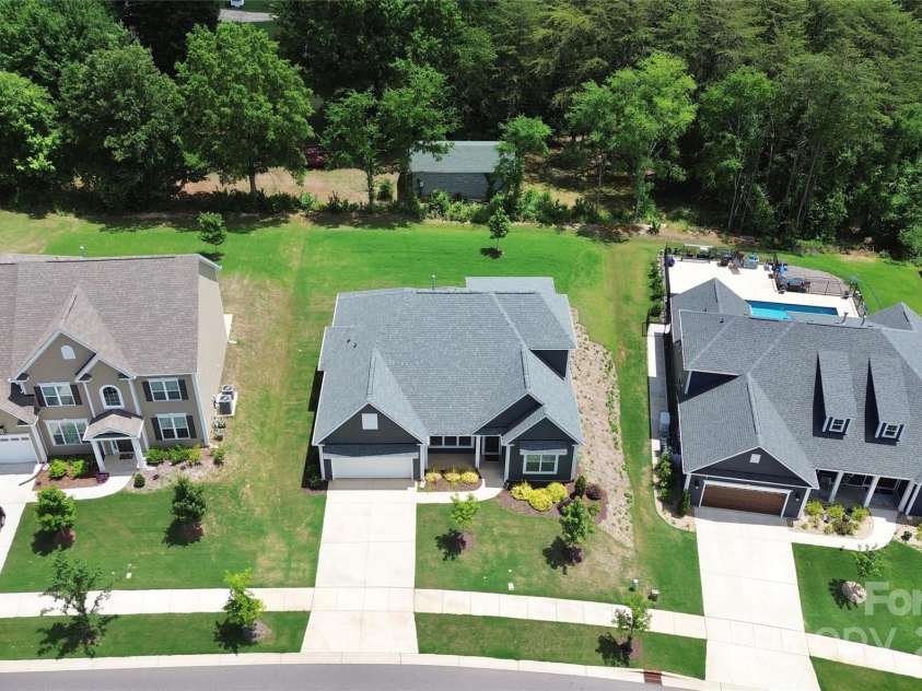 163 Crenshaw Place, Concord, NC 28027.  MLS# CAR4259511, YatesRealty ID 12078. 
