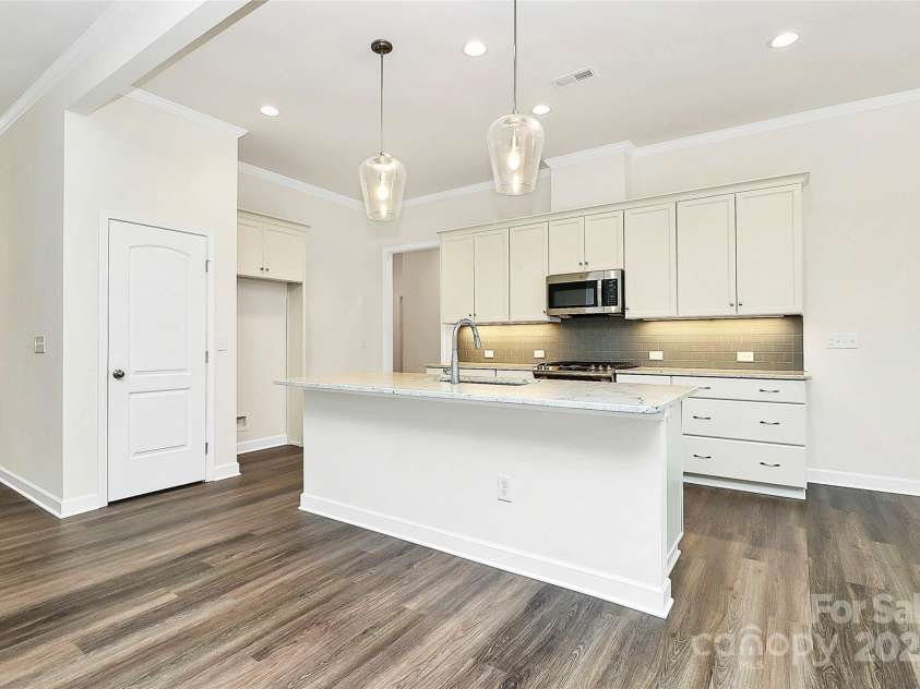 163 Crenshaw Place, Concord, NC 28027.  MLS# CAR4259511, YatesRealty ID 12078. 