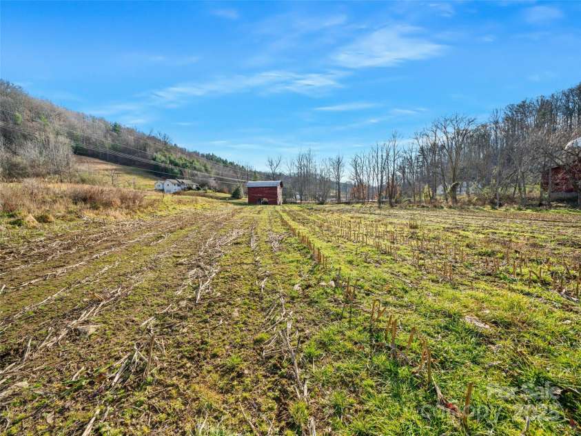 6090 and 6129 US 23 Highway, Mars Hill, NC 28754.  MLS# CAR4211368, YatesRealty ID 1208. 