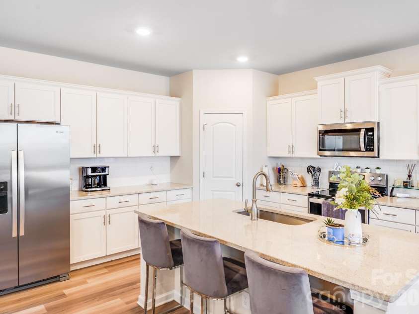 418 Kenwood View, Indian Trail, NC 28079.  MLS# CAR4328034, YatesRealty ID 12080. 
