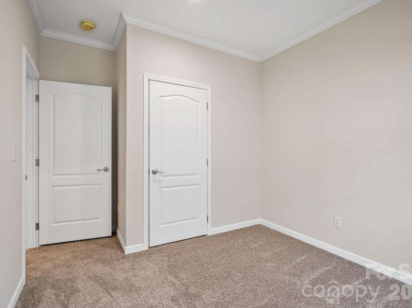 122 Bellamy Road, Asheville, NC 28806.  MLS# CAR4338579, YatesRealty ID 12081. 